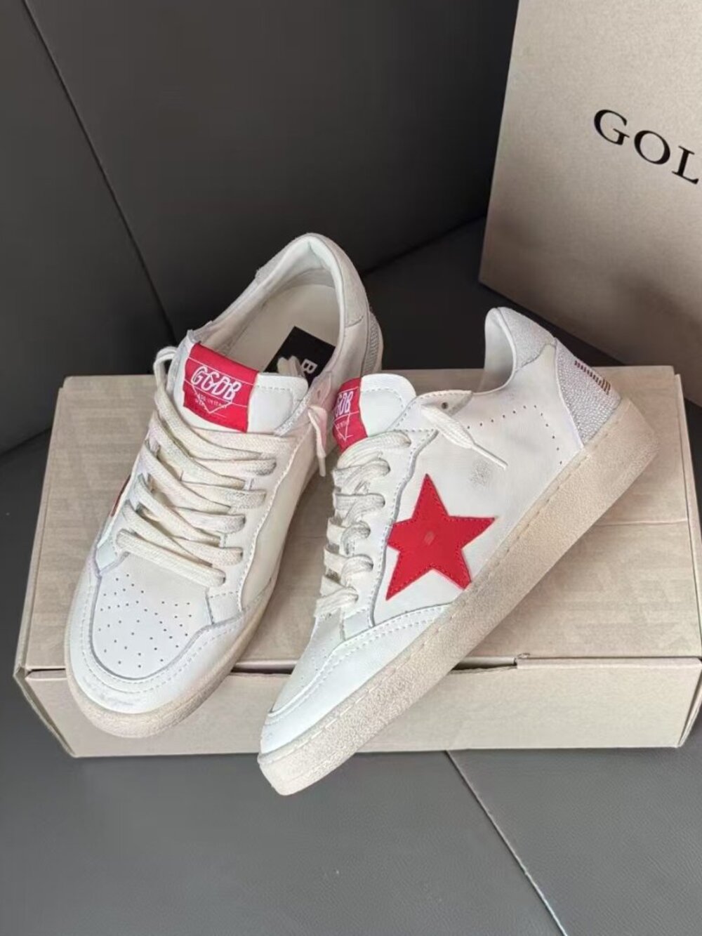 Golden Goose Ball Star Sneakers with Red Star - Picture 3 of 10